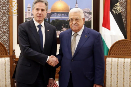 الرئيس الفلسطيني يلتقي وزير الخارجية الامريكي في رام الله