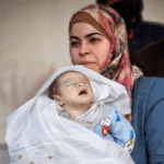 تزايد الانتهاكات الصحية مع ارتكاب 16 مجزرة في قطاع غزة