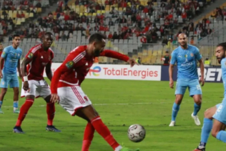 الأهلي يواجه شباب بلوزداد في قمة عربية مثيرة