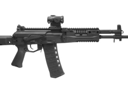 مواطن إيراني يقتل 12 فردًا من عائلته في هجوم بالأسلحة النارية