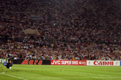 رحيل أسطورة ألمانيا يثير حزنًا عميقًا في عالم كرة القدم