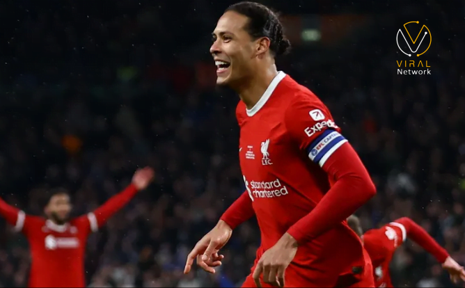 ليفربول يتوج بلقب كأس رابطة المحترفين بفضل تألق فان دايك