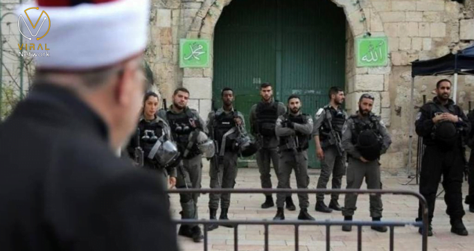 مئات المستوطنين يقتحمون الأقصى