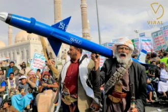 هجوم حوثي على سفينة وتهديد بتصعيد العنف خلال شهر رمضان
