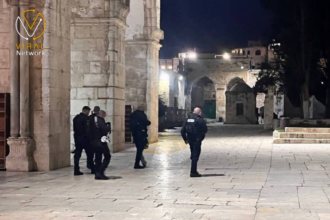 اعتداءات الاحتلال على المصلين والمقدسيين في باب الساهرة بعد اقتحام الأقصى