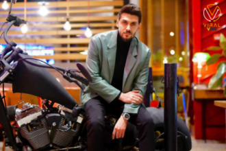 أحمد فوزي يحطم الحدود الفنية مع دورين مثيرين في أفلام سينمائية جديدة