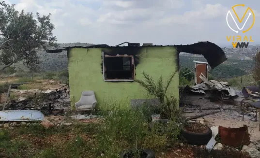 مستوطنون يشعلون حريقاً في غرفة زراعية غرب سلفيت