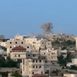 القوات الإسرائيلية تدمر منازل أسيرين بالقرب من الخليل