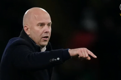 آرني سلوت يبدأ مسيرته مع ليفربول بعد تسوية التعويض مع فينورد