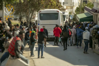 مخيمات تونس العاصمة تشهد عمليات إجلاء قسري لمهاجرين أفارقة