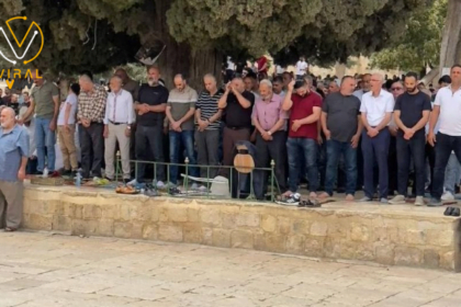 30 ألف مصلي في صلاة الجمعة بالمسجد الأقصى