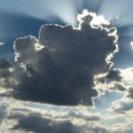 انخفاض درجات الحرارة مع احتمال ضئيل لهطول أمطار متفرقة