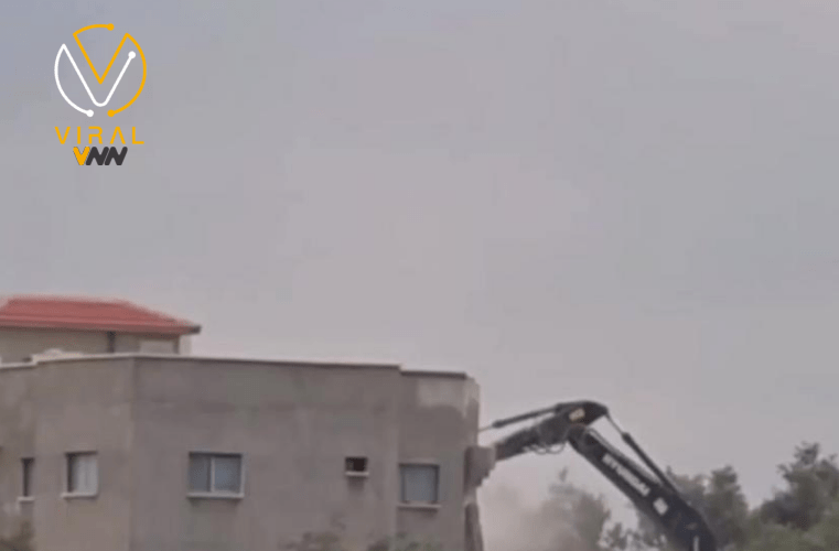 عملية هدم منازل في بلدة عزون بواسطة الاحتلال