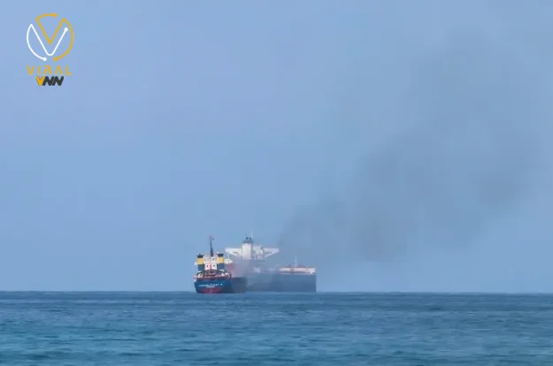 إستهداف سفينة نفط بصاروخ قرب سواحل اليمن