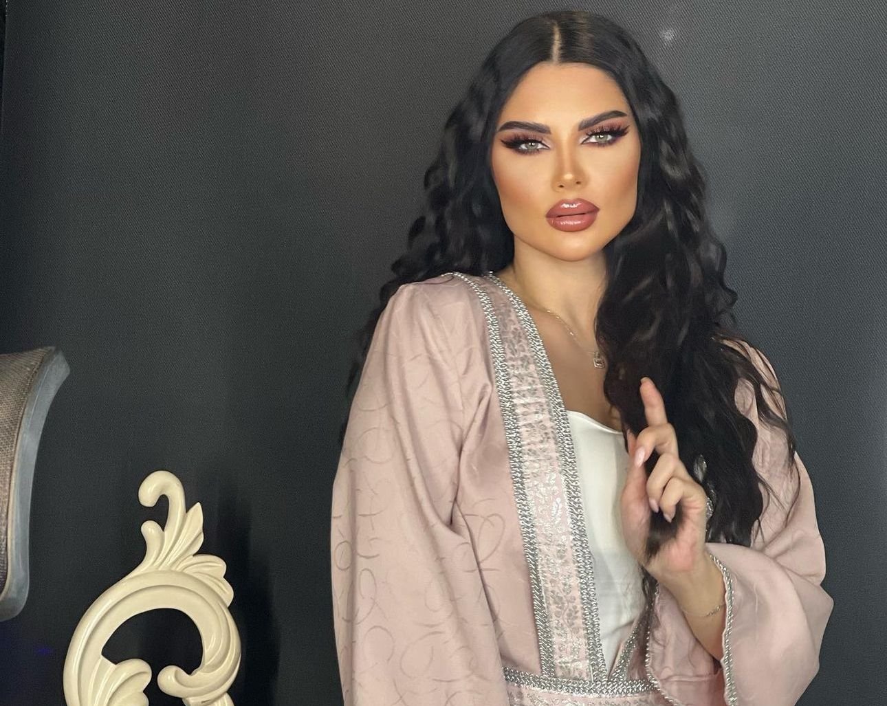 سوسن سلوم : ديتوكس الشعر عبارة عن عملية تنظيف عميقة