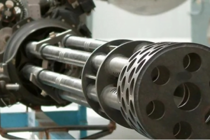 إسرائيل تكشف عن خطط لاستخدام مدفع فولكان لمواجهة المسيرات