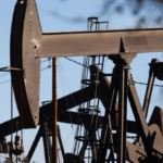 استقرار أسعار النفط رغم زيادة المخزونات في أمريكا