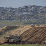 توسيع الاحتلال للمنطقة العازلة ومخططات لبناء معبر رفح جديد