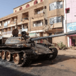 تصاعد الاشتباكات في أم درمان وفرار آلاف السكان من الفاشر