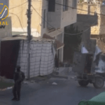 اقتحام قوات الاحتلال منزل عائلة الاسير حريبات في دورا