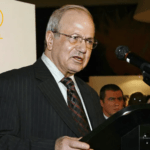 وفاة القيادي الفلسطيني فاروق القدومي