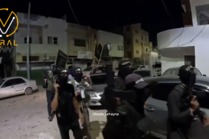 سرايا القدس تعرض قدراتها العسكرية في جنين