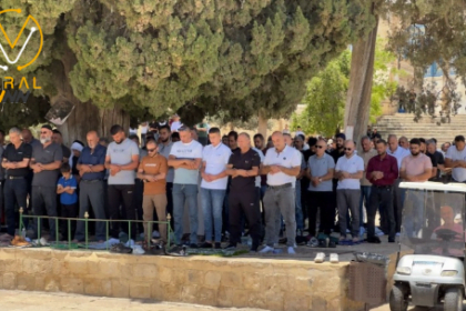 40 ألف مصل يؤدون صلاة الجمعة في رحاب المسجد الأقصى