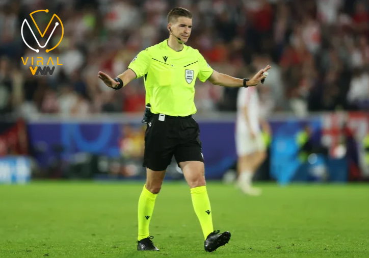 إرشادات جديدة لحكام دوري أبطال أوروبا لتعزيز سرعة اللعب