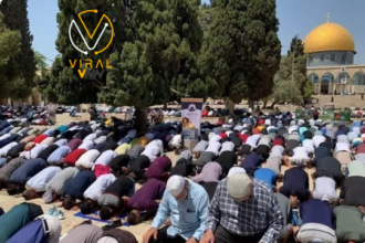 توافد 35 ألف شخص لأداء صلاة الجمعة في المسجد الأقصى