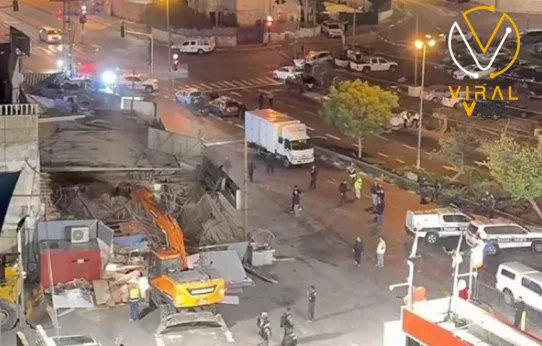 قوات الاحتلال تقوم بهدم منازل في مخيم شعفاط