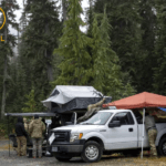 حادثة تحطم طائرة مقاتلة ومصرع طيارين في واشنطن