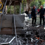 هجوم صاروخي من لبنان يسفر عن مقتل خمسة في شمال إسرائيل