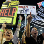 عائلات الأسرى تطالب بنقل ملف التفاوض بعيداً عن نتنياهو