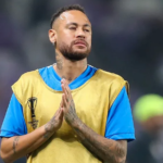 الهلال السعودي يكشف عن مدة غياب لاعبه البرازيلي نيمار