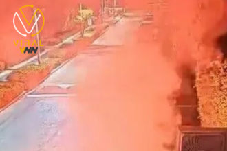 اعتقال 3 مشتبه بهم في حادث إطلاق قنابل ضوئية على منزل نتنياهو