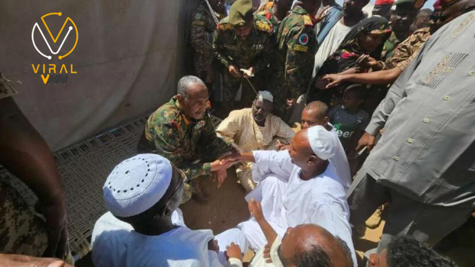 البرهان يعاين أوضاع النازحين بولاية الجزيرة