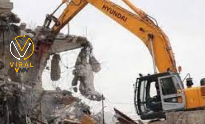 الاحتلال يهدم منزل في مدينة أم الفحم