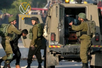 اعتقالات واسعة ومداهمات لمنازل في الضفة الغربية