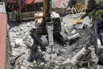 الاحتلال يفرض على فلسطينيين هدم منازلهم في القدس