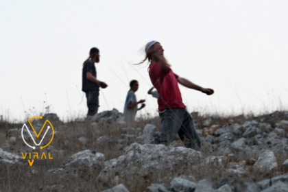 مستوطنون يقتحمون قرية برقا شرق رام الله