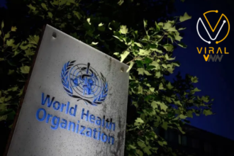 مدير الصحة العالمية ينجو من قصف مطار صنعاء