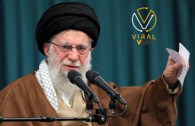 خامنئي يهدد القوات الأمريكية في سوريا