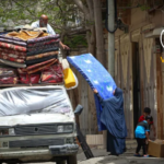 الاحتلال يفرض على المواطنين مغادرة منطقة في النصيرات