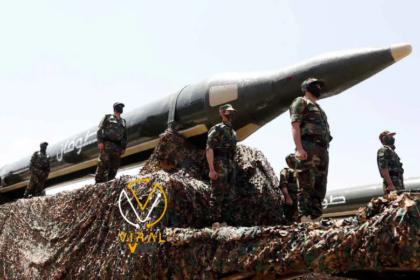 الحوثيون يعلنون قصف وزارة الدفاع الإسرائيلية بصاروخ باليستي