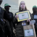 القسام تسلم الجندية آغام بيرغر إلى الصليب الأحمر