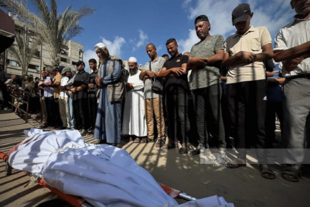 استشهاد 3 فلسطينيين بقصف إسرائيلي شرق خان يونس