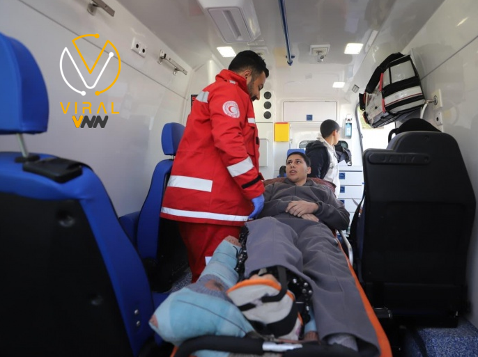 عشرات المرضى يغادرون غزة برفقة مرافقيهم عبر رفح